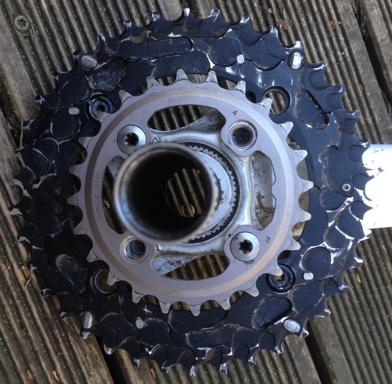 Chain is stuck between chainrings help to diagnose